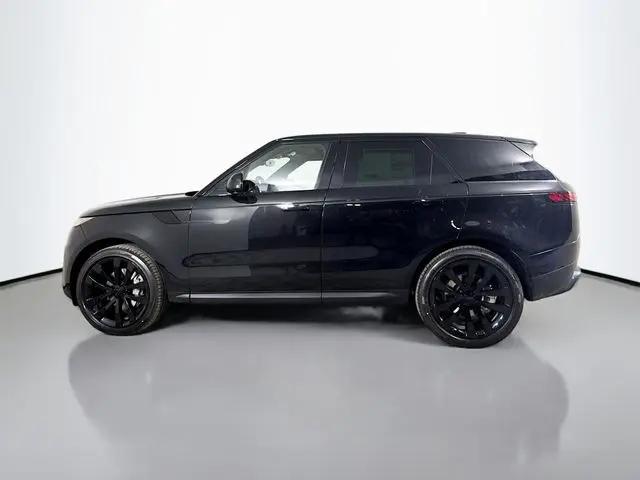 2026 Land Rover Range Rover Sport P360 SE