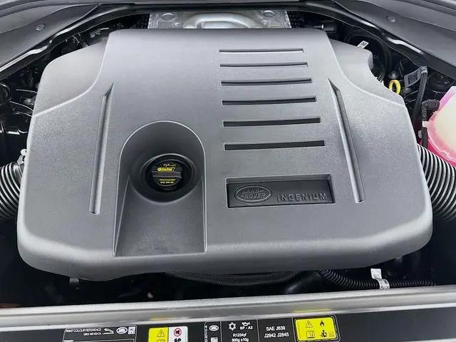 2026 Land Rover Range Rover Sport P360 SE