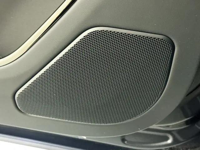 2026 Land Rover Range Rover Sport P360 SE