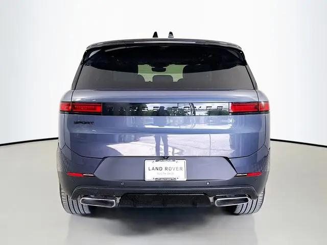 2026 Land Rover Range Rover Sport P360 SE