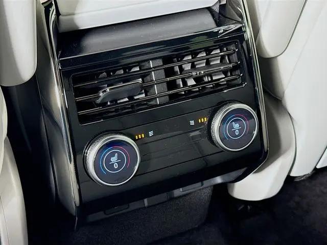 2026 Land Rover Range Rover Sport P360 SE