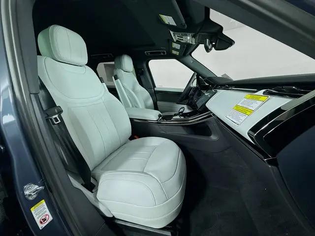 2026 Land Rover Range Rover Sport P360 SE