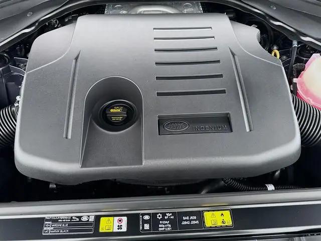 2026 Land Rover Range Rover Sport P360 SE