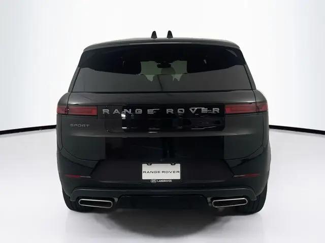 2026 Land Rover Range Rover Sport P360 SE
