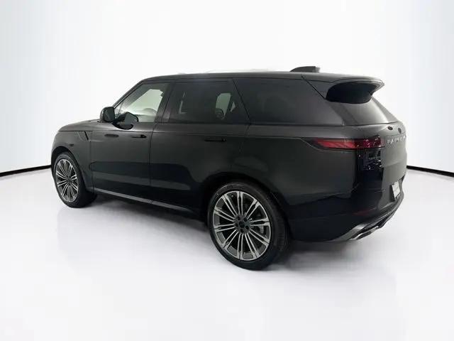 2026 Land Rover Range Rover Sport P360 SE