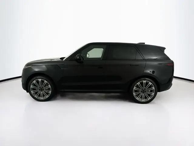 2026 Land Rover Range Rover Sport P360 SE