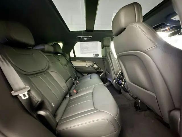 2026 Land Rover Range Rover Sport P360 SE