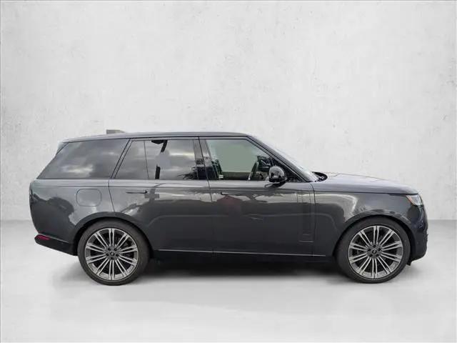 2023 Land Rover Range Rover P530 SE