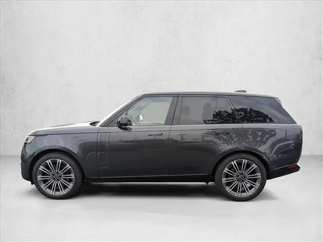2023 Land Rover Range Rover P530 SE