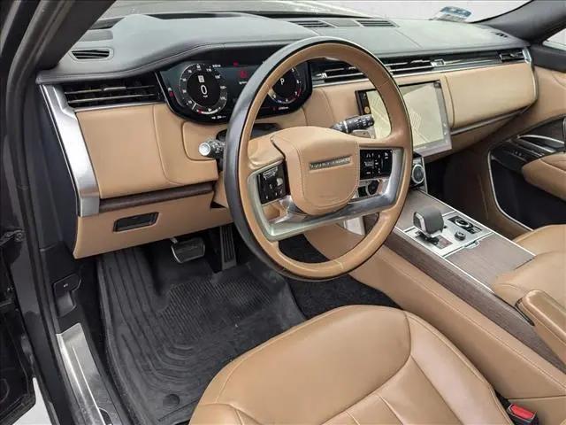 2023 Land Rover Range Rover P530 SE