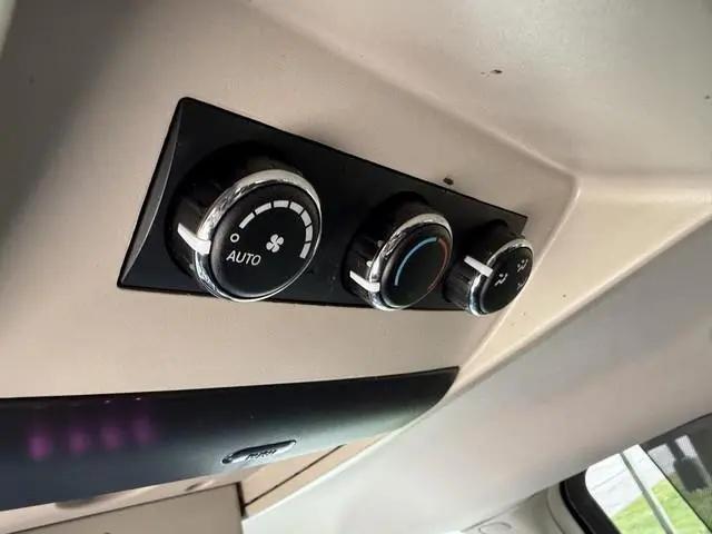2015 Chrysler Town & Country Touring-L