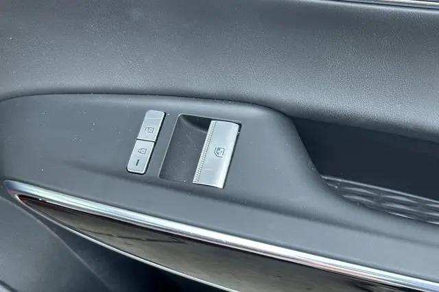 2025 Genesis GV70 2.5T AWD