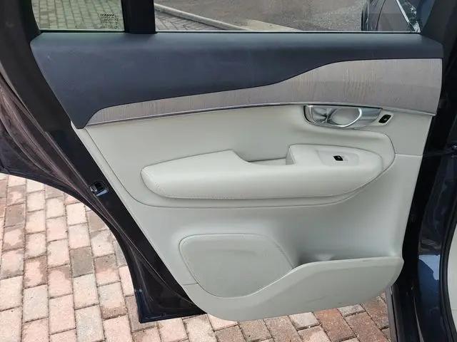 2024 Volvo XC90 Recharge T8 Plus 6-Seater