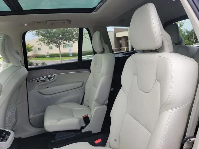 2024 Volvo XC90 Recharge T8 Plus 6-Seater