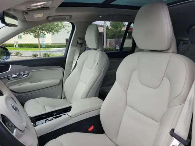 2024 Volvo XC90 Recharge T8 Plus 6-Seater