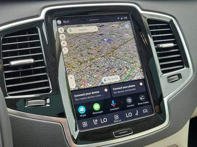 2024 Volvo XC90 Recharge T8 Plus 6-Seater