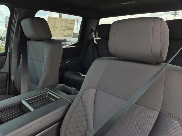 2026 Toyota Tundra SR5 CrewMax 5.5' Bed