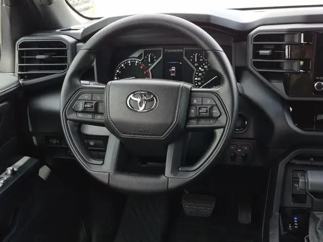2026 Toyota Tundra SR5 CrewMax 5.5' Bed