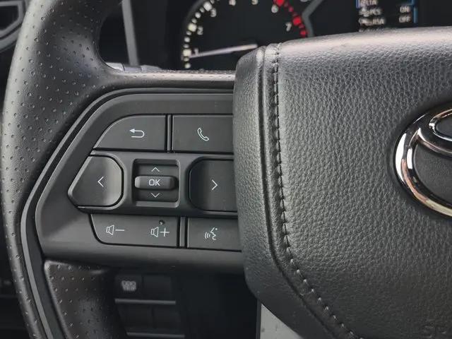 2026 Toyota Tundra SR5 CrewMax 5.5' Bed