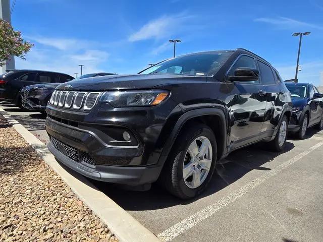 2022 Jeep Compass Latitude FWD