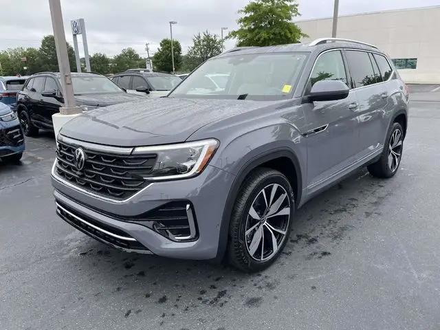 2026 Volkswagen Atlas SEL Premium R-Line