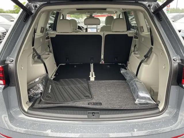 2026 Volkswagen Atlas SEL Premium R-Line