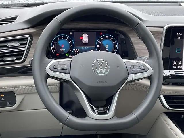 2026 Volkswagen Atlas SEL Premium R-Line