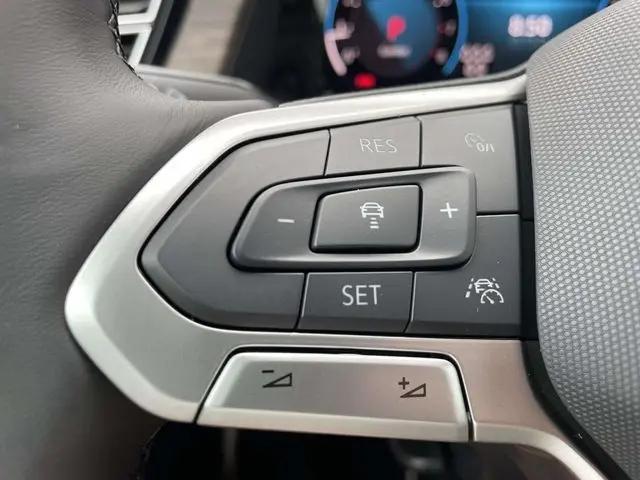 2026 Volkswagen Atlas SEL Premium R-Line