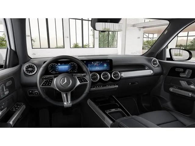 2026 Mercedes-Benz GLB 4MATIC