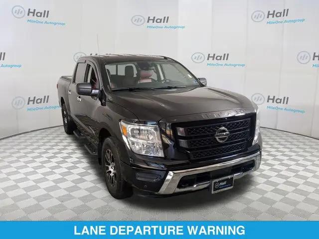 2021 Nissan Titan Crew Cab SV 4x4