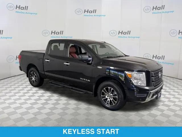 2021 Nissan Titan Crew Cab SV 4x4
