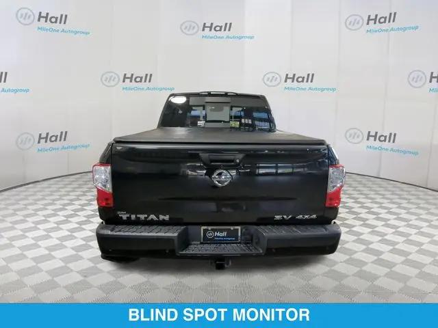 2021 Nissan Titan Crew Cab SV 4x4