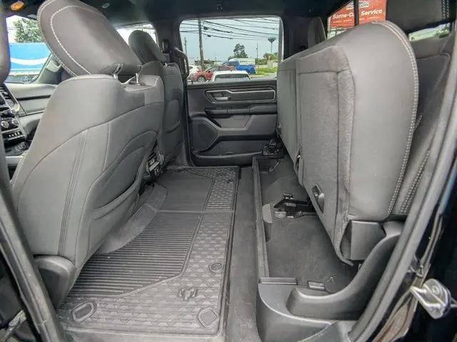 2019 Ram 1500 Big Horn/Lone Star Crew Cab 4x4 57 Box