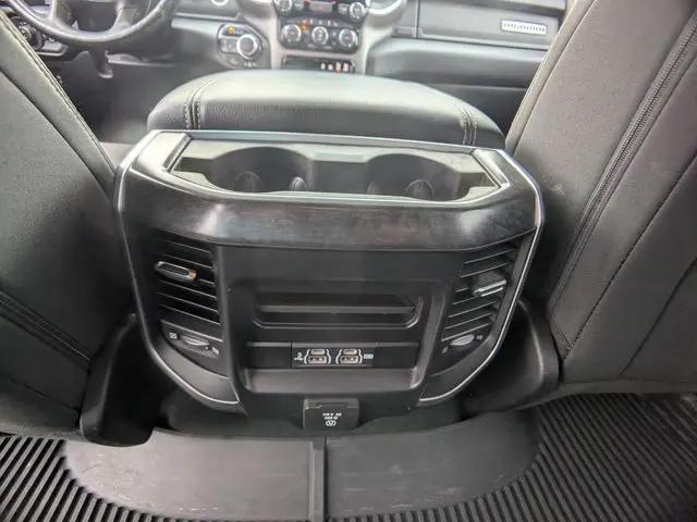 2019 Ram 1500 Big Horn/Lone Star Crew Cab 4x4 57 Box