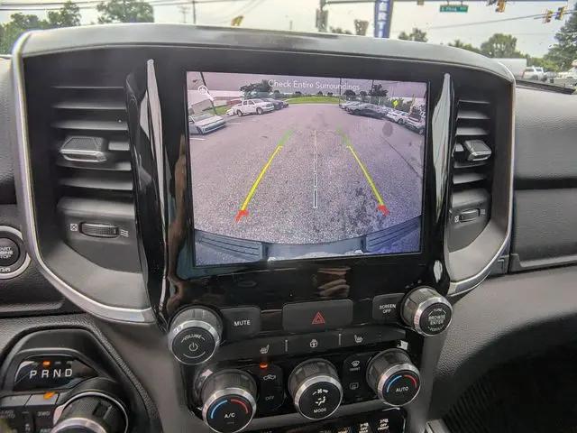 2019 Ram 1500 Big Horn/Lone Star Crew Cab 4x4 57 Box