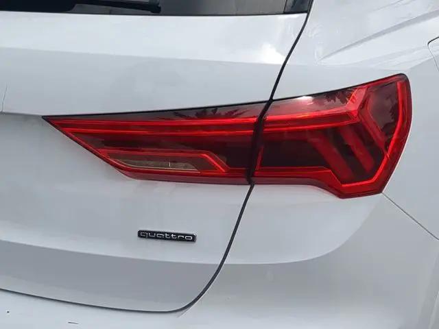 2024 Audi Q3 Premium 45 TFSI S line quattro Tiptronic