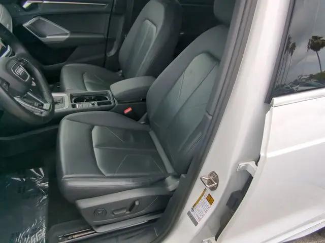 2024 Audi Q3 Premium 45 TFSI S line quattro Tiptronic