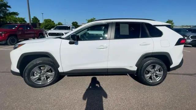 2025 Toyota RAV4 Hybrid LE