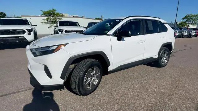 2025 Toyota RAV4 Hybrid LE
