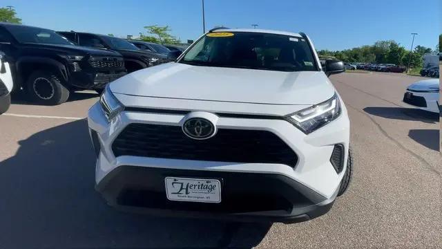 2025 Toyota RAV4 Hybrid LE