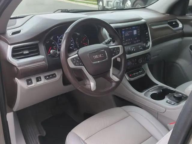 2022 GMC Acadia FWD SLT