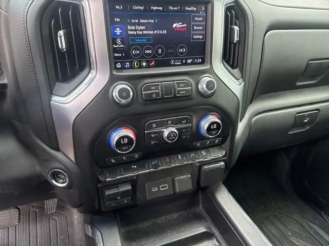2022 GMC Sierra 1500 Limited 4WD Crew Cab Short Box SLT