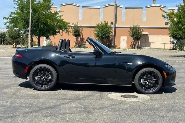 2026 Mazda MX-5 Sport
