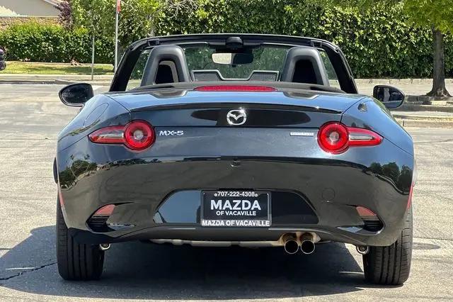 2026 Mazda MX-5 Sport