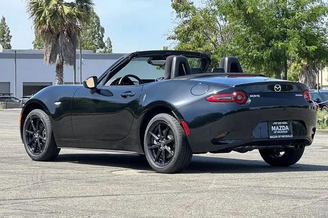 2026 Mazda MX-5 Sport