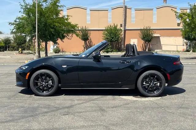 2026 Mazda MX-5 Sport