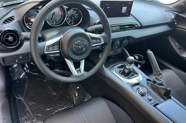 2026 Mazda MX-5 Sport