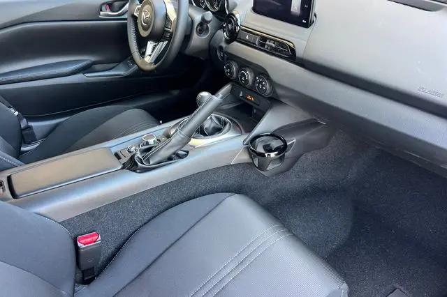 2026 Mazda MX-5 Sport