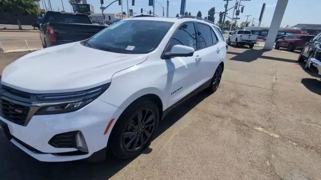 2022 Chevrolet Equinox FWD RS
