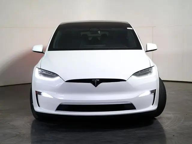 2023 Tesla Model X Standard Range